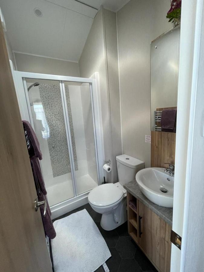 Seton Sands Holiday Park - Premium Caravan - 2 Bedroom Sleeps 4 (Adults Only) Port Seton Buitenkant foto