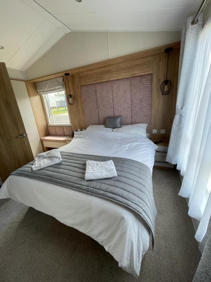 Seton Sands Holiday Park - Premium Caravan - 2 Bedroom Sleeps 4 (Adults Only) Port Seton Buitenkant foto